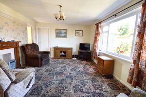 Lounge- click for photo gallery